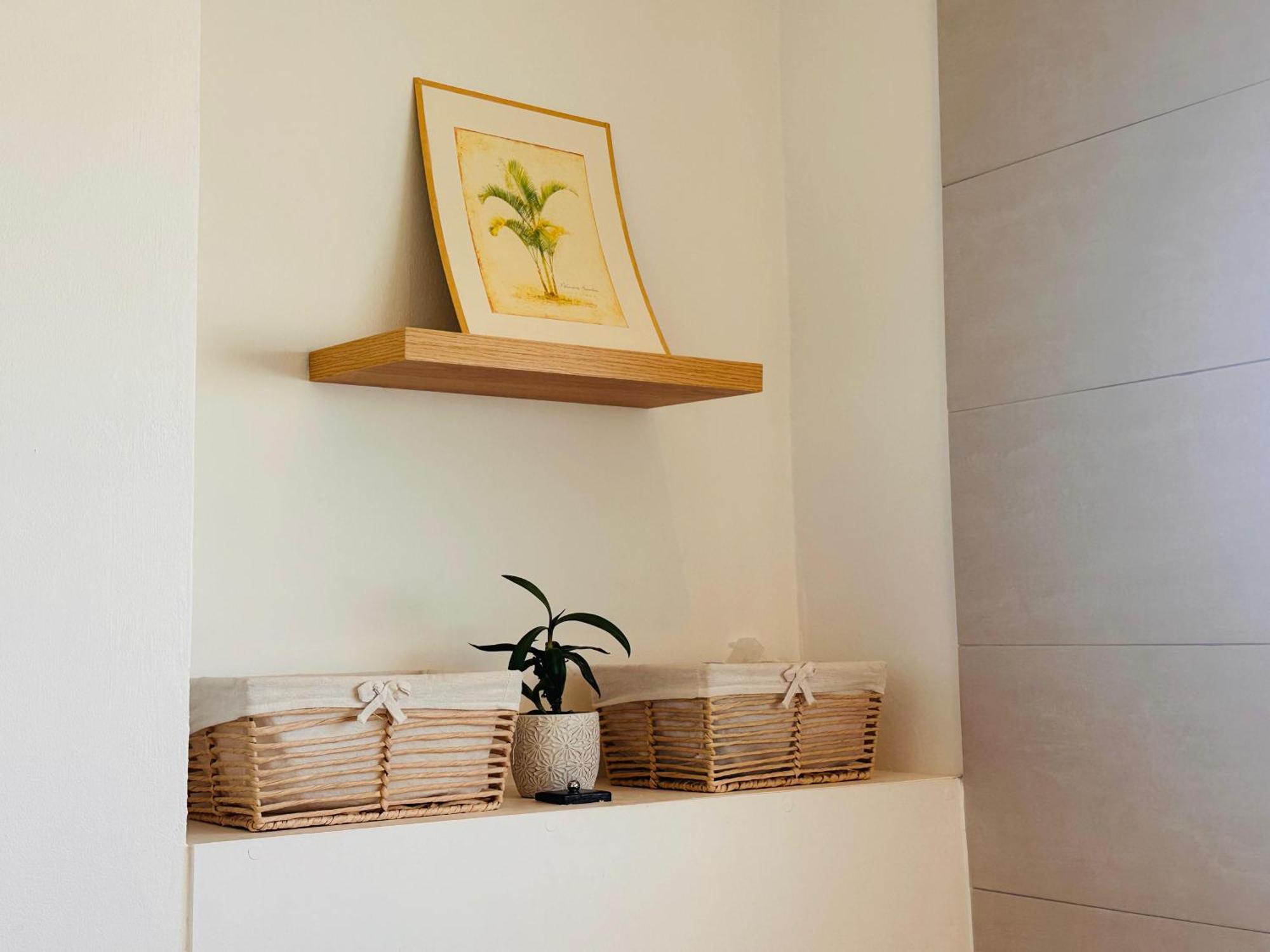 Modern Villa In Grand Bay - Short Walk To Beach エクステリア 写真