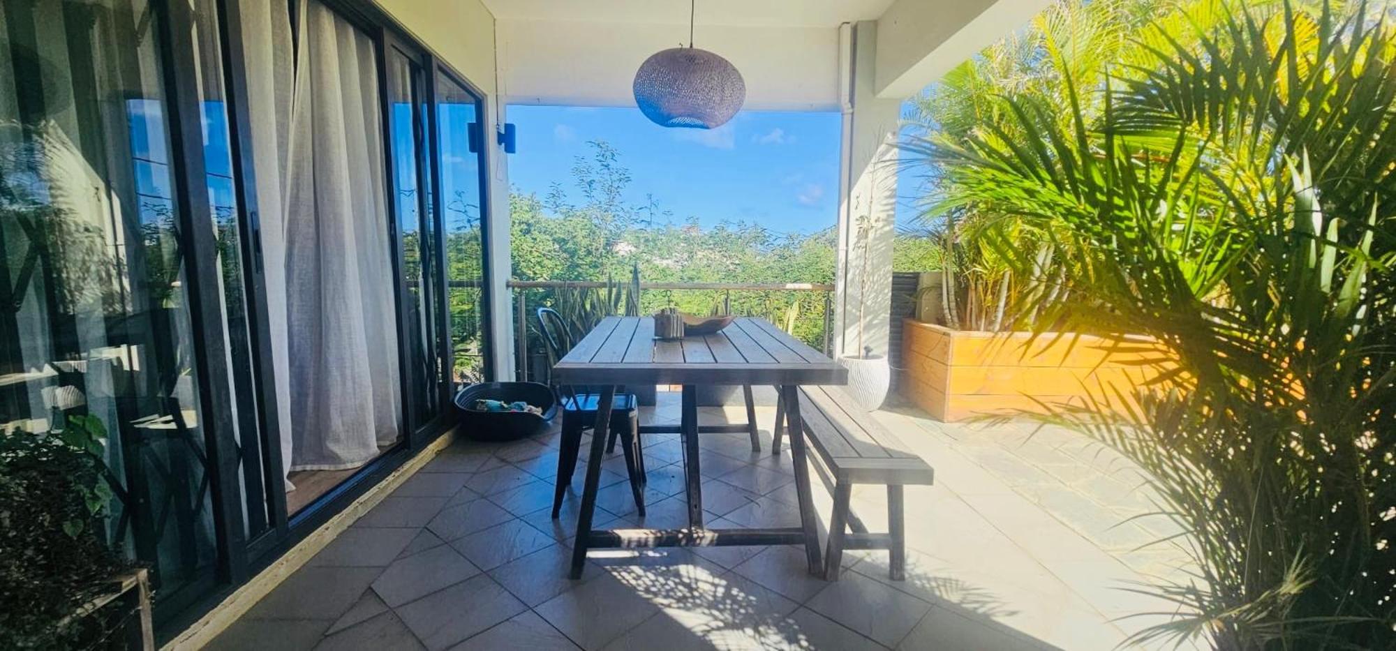 Modern Villa In Grand Bay - Short Walk To Beach エクステリア 写真